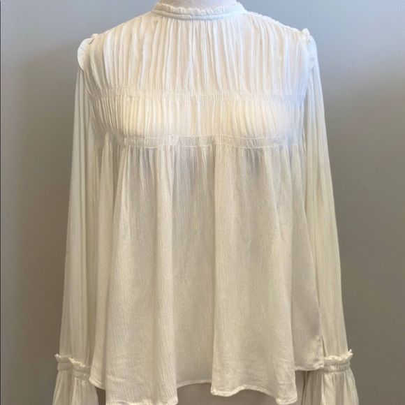 Free People Top NWT Kelsey White Size M Boho Super Versatile Shirred PERFECT😊 - Picture 5 of 16